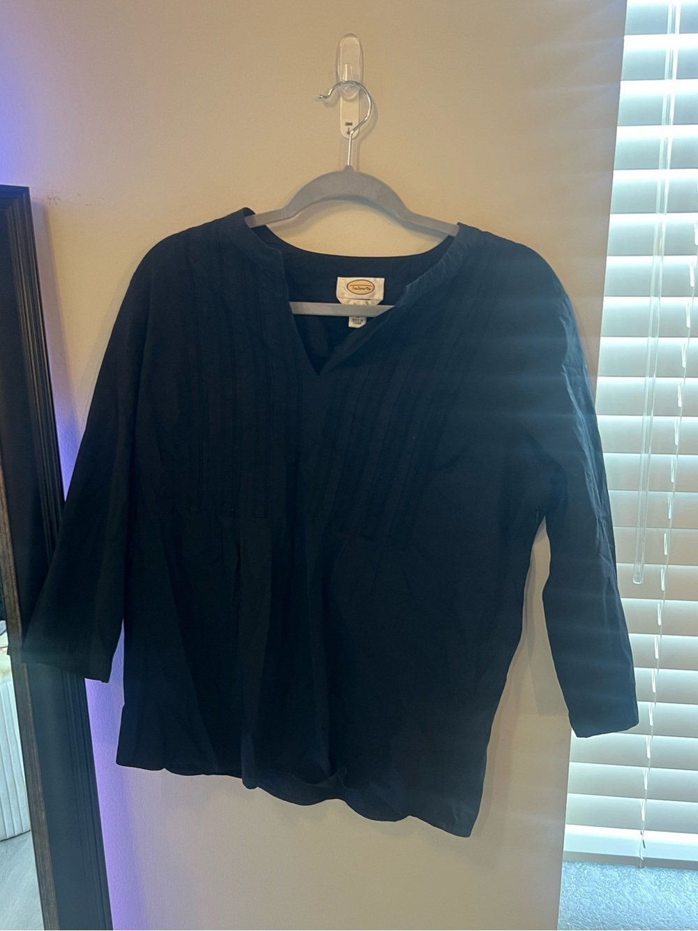 Talbots Black Long Sleeve Blouse – Size Medium